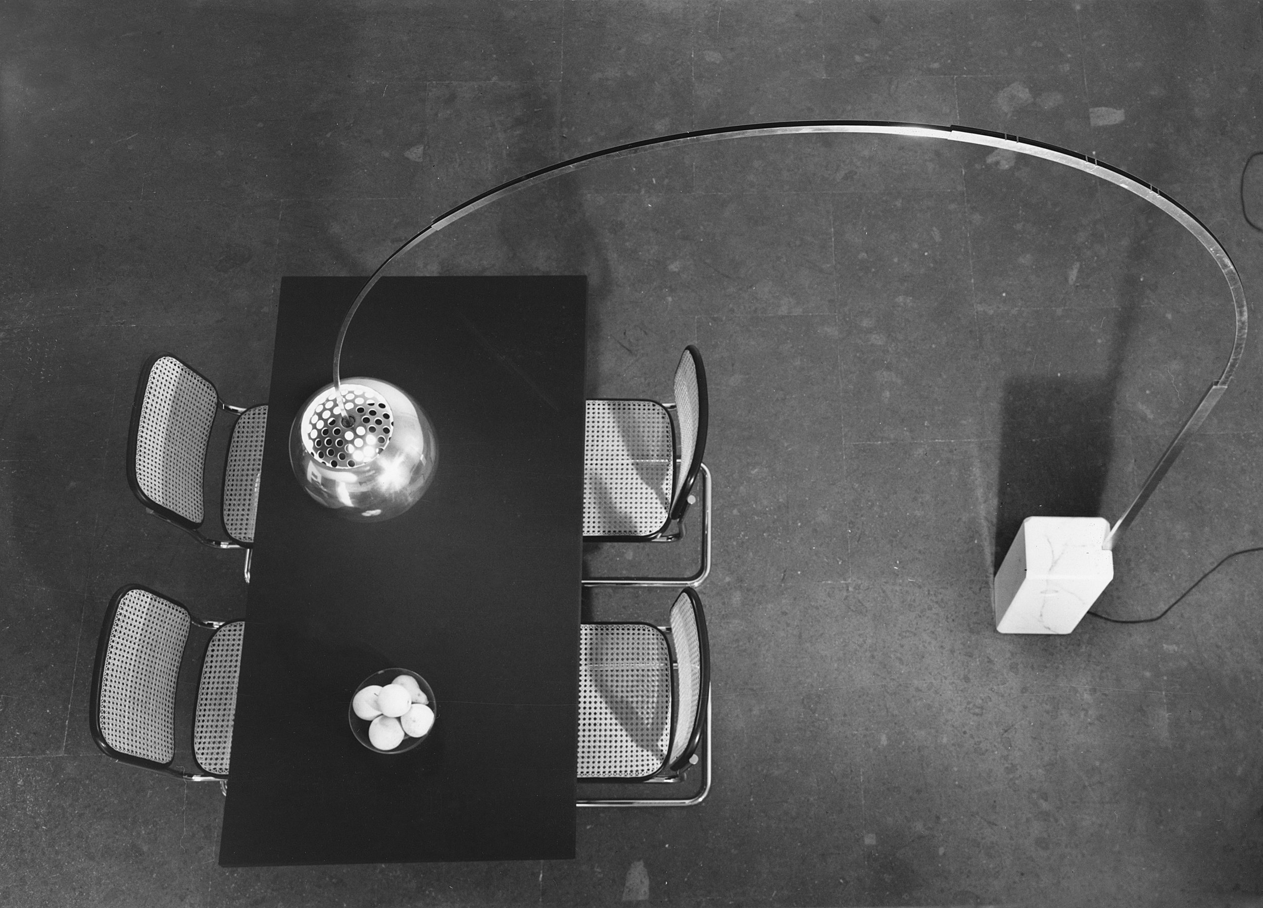 Devant 2 Devant -Flos Shop BN21